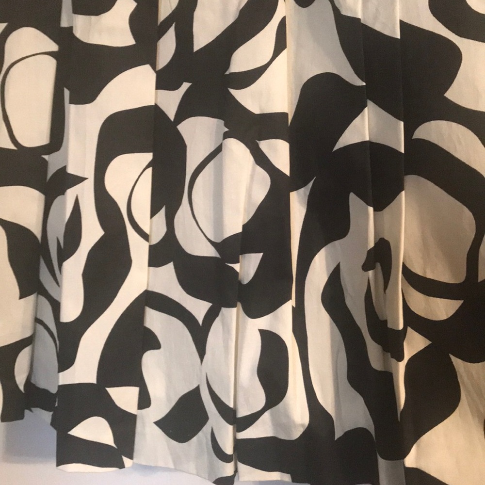 NWT Black & White H&M skirt - Picture 6 of 8